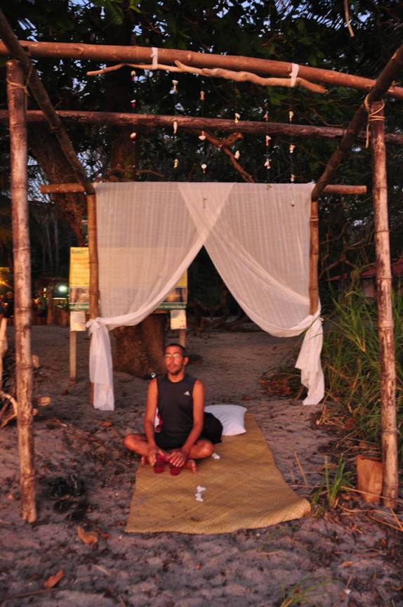 Camarote para assistir ao pôr-do-sol na praia de Santa Teresa, no litoral do Pacífico na Costa Rica